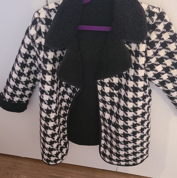 New houndstooth Jacket between a 5/6 - Picture 1 of 3